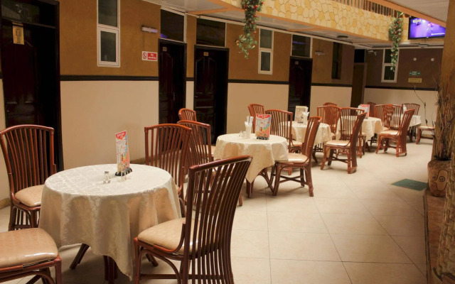 Pearl Palace Hotel