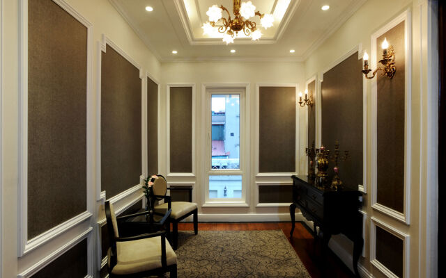 M Village Hotel Long Bien