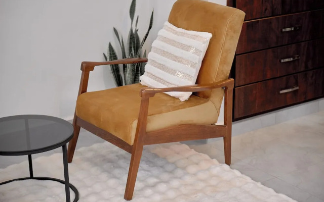 B&S Luxe Living