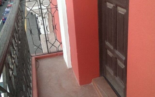 Nirvana Healing Center - Adults Only - Hostel