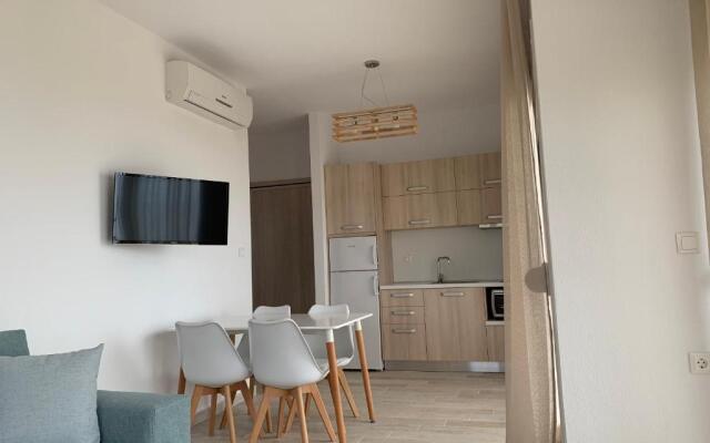 Kalivas beach house
