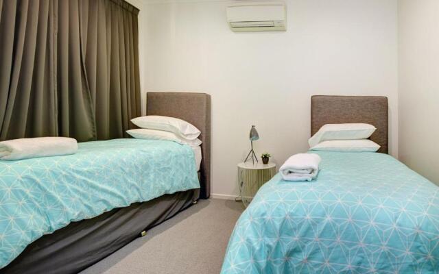 Aqualuna Beach Resort - Unit 25