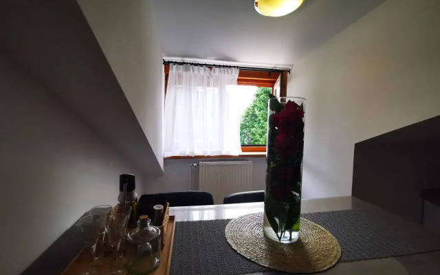 Rose 8 Bled