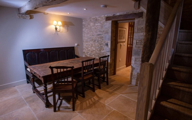 The Cotswolds Coach House