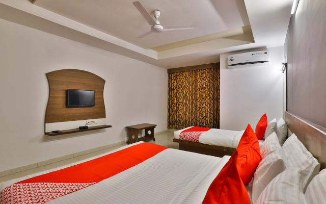 Hotel Tirupati - Ahmedabad