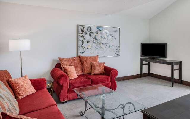 Super 8 by Wyndham Pensacola