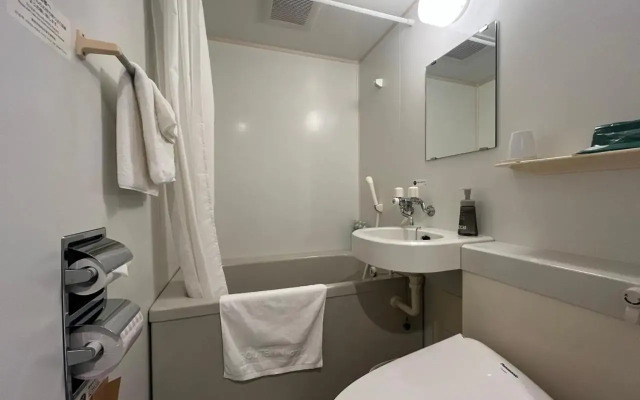 Hotel Route-Inn Niigata-Nishi Inter
