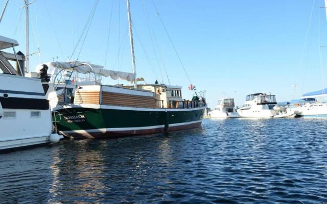 Wharfside Bed & Breakfast