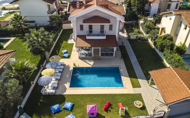 Villa Ates by Tatilpremium