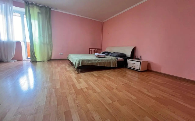 Риконе на улице Валерии Гнаровской