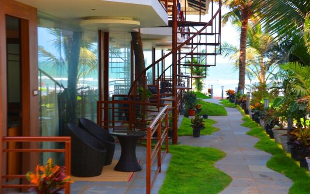 Boomerang Beach Resort