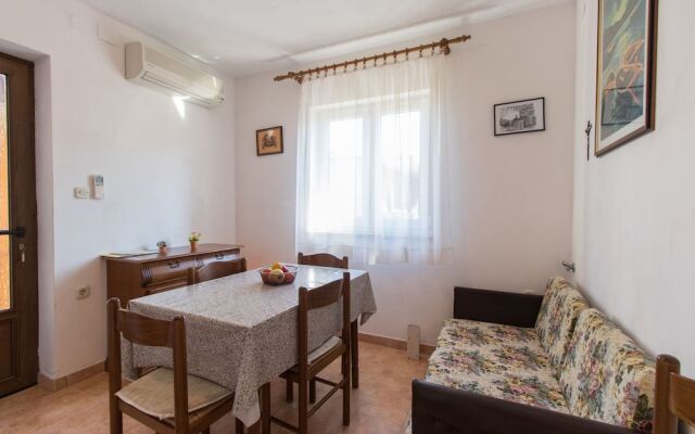 Apartments and Room Marija