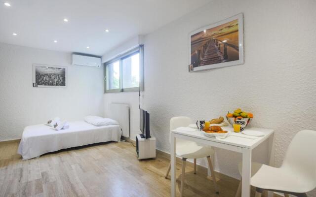 Studio AC la Californie-Upscale Quiet Residence by Olidesi