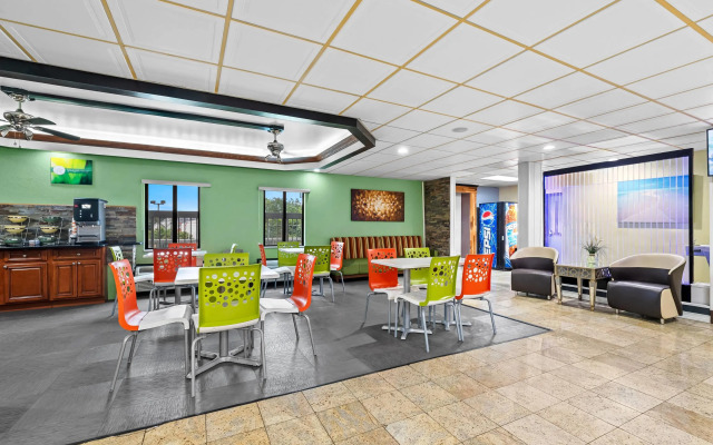 Quality Inn Hixson - Chattanooga