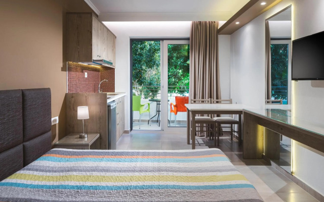 Alexandra Beach Hotel