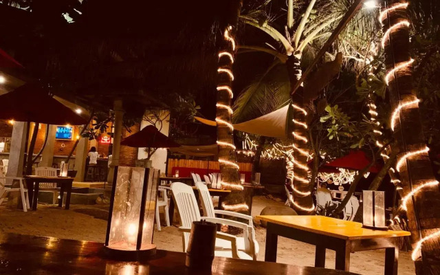 Central Beach Inn