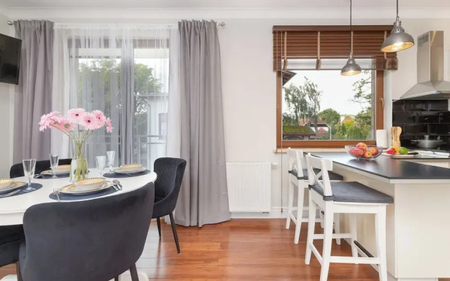 Sopot Apartment and Gym by Renters