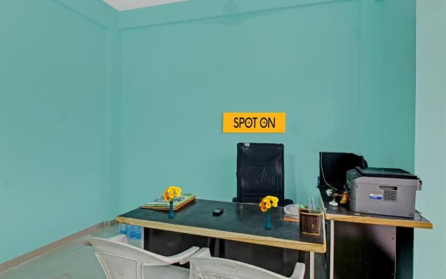 Spot On 700247 Utkarsh Inn