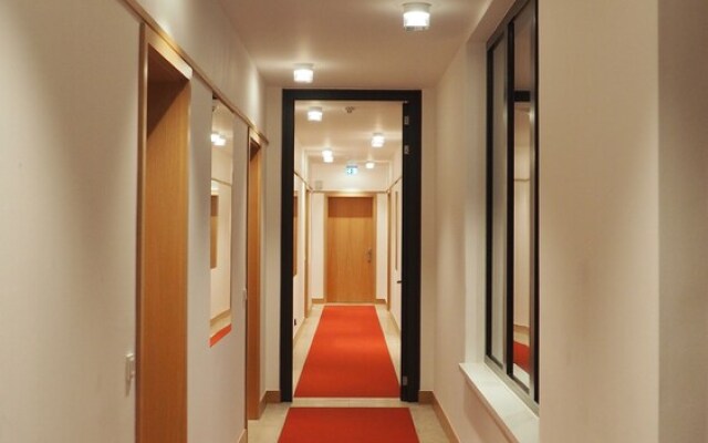 Business/holiday Apartment With Whirlpool