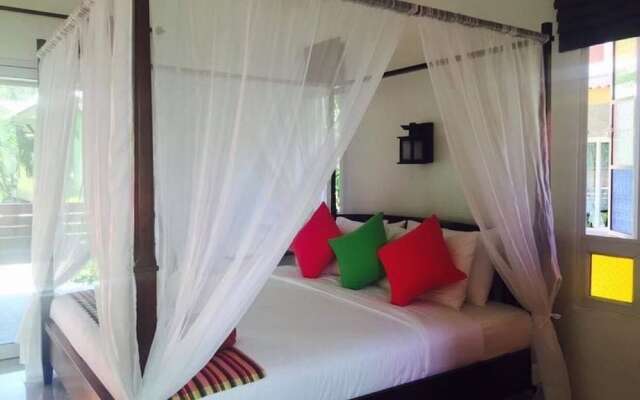 Pinky Bungalows Resort