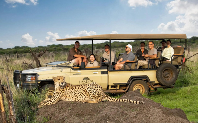 Tuningi Safari Lodge