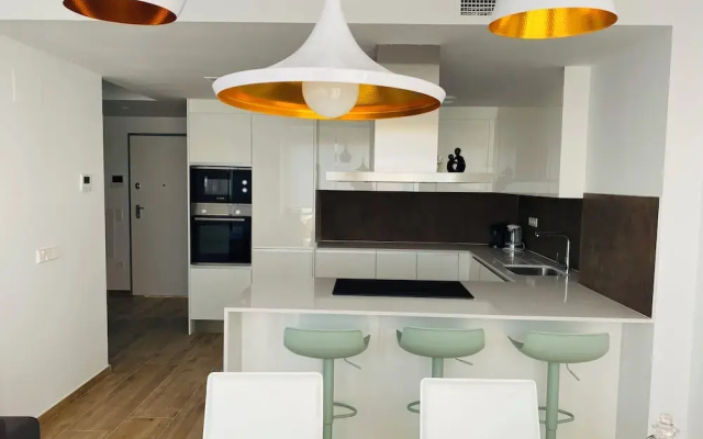 Allonbay Apartments