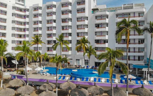 Oceano Palace Beach Resort