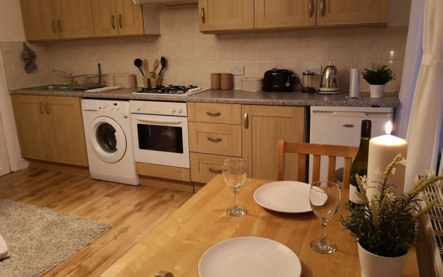 Cosy Apartment in Islington - C