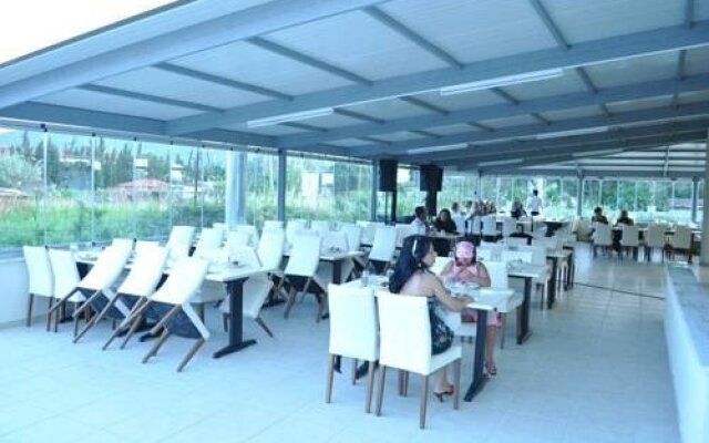 Hotel Sare