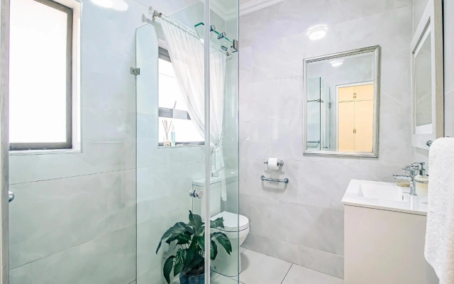 LeoZet Self catering apartment