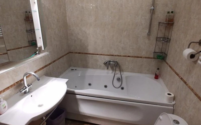 Two bedrooms. 25 V.Vasylkivska str. Centre of Kiev