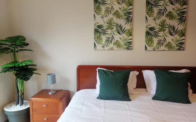 Lemon Tree Apartment