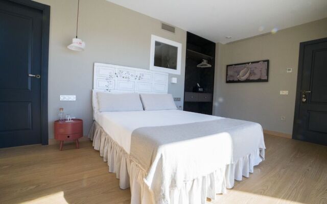 Casa Siempreviva - Adults Recommended