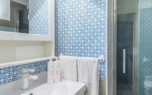 Cozy Apartment ai Quartieri Spagnoli by Wonderful Italy