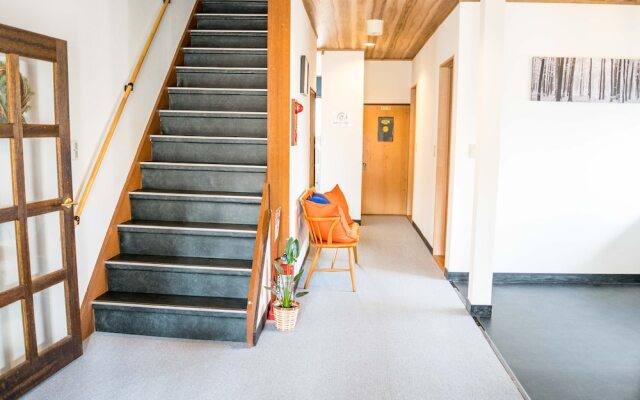 Myoko House - Hostel