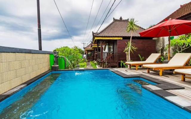 Pula Huts Lembongan