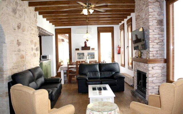 House with 5 Bedrooms in Almagro, with Shared Pool, Balcony And Wifi