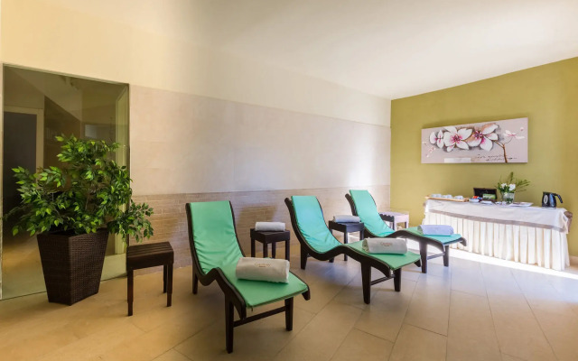 Gusmay Resort - Hotel Cala del Turco