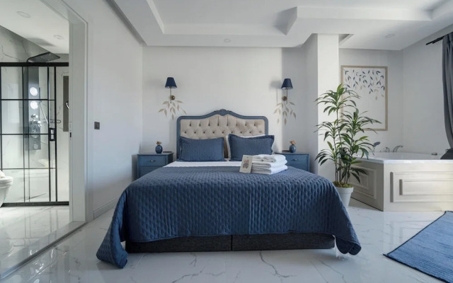 Voger Alaçatı Family