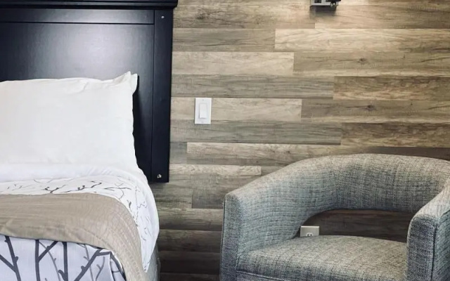 Salida Inn & Monarch Suites