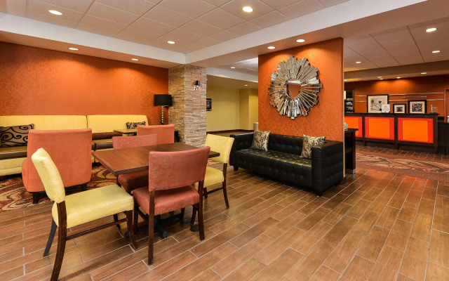 Hampton Inn Clinton, IA