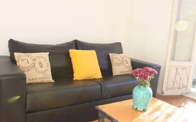 Life Apartments Calderón