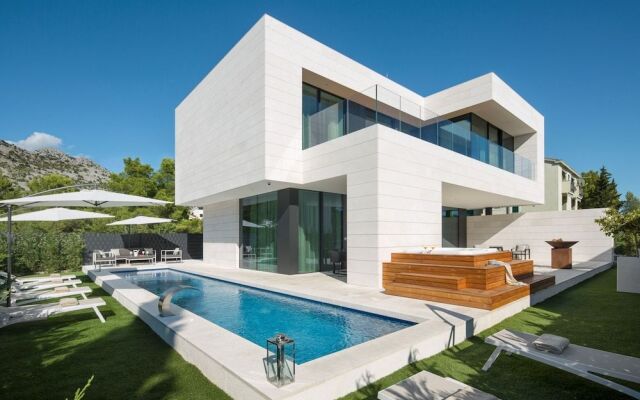 Villa Calma II