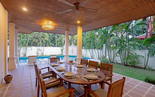 Tropical Thai Style 4BR Pool Villa Fanny