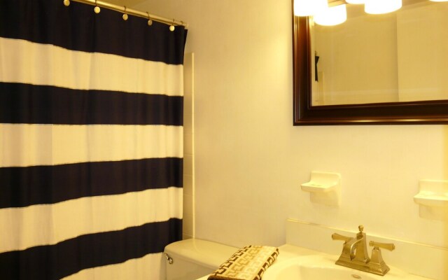 Inviting Condo With Pool Just a Steps From the Beach