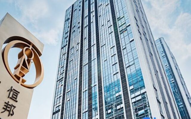 Rabbit Apartment (Shenzhen Huaqiangbei Branch)