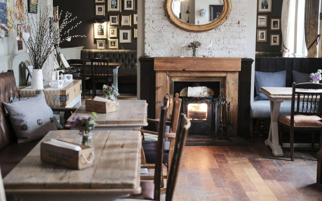 The Swan Hotel