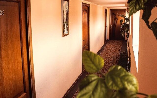 Voyage Hotel