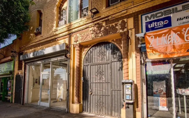 Vinograd Hotel