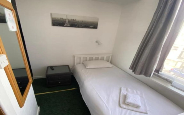 Carlton Courth Hotel Eastbourne